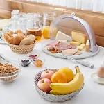 巍斯峰酒店 山林小屋 *