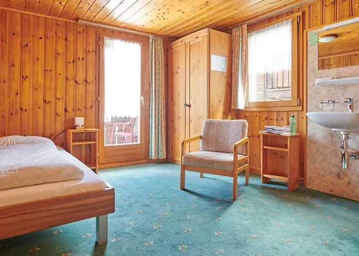 山林小屋 巍斯峰酒店 *